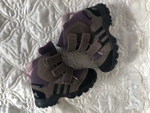 Обувь на девочку Adidas