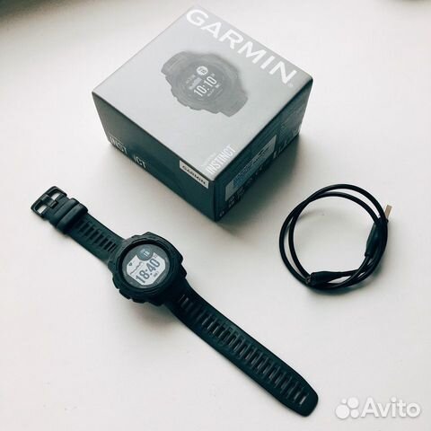 Спортивные часы Garmin Instinct Graphite