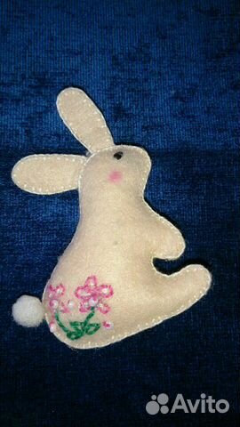 Брошь / брошка зайка из фетра Брошь / брошка зайка из фетра