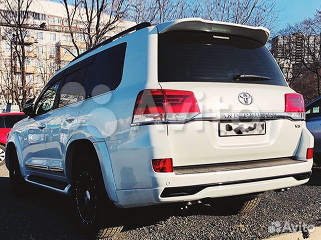 Спойлер Land Cruiser 200 2015+ на пятую дверь Спойлер Land Cruiser 200 2015+ на пятую дверь