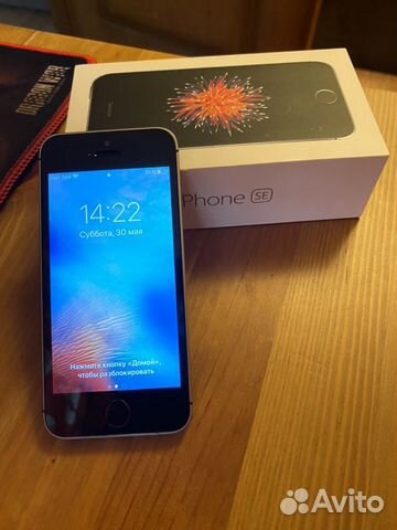 Телефон iPhone se 128 Gb Телефон iPhone se 128 Gb