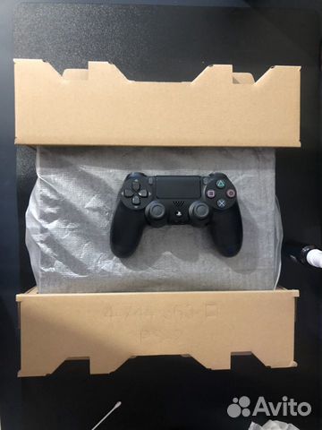 Sony Playstation 4 Pro 1 tb (PS4PRO) Sony Playstation 4 Pro 1 tb (PS4PRO)