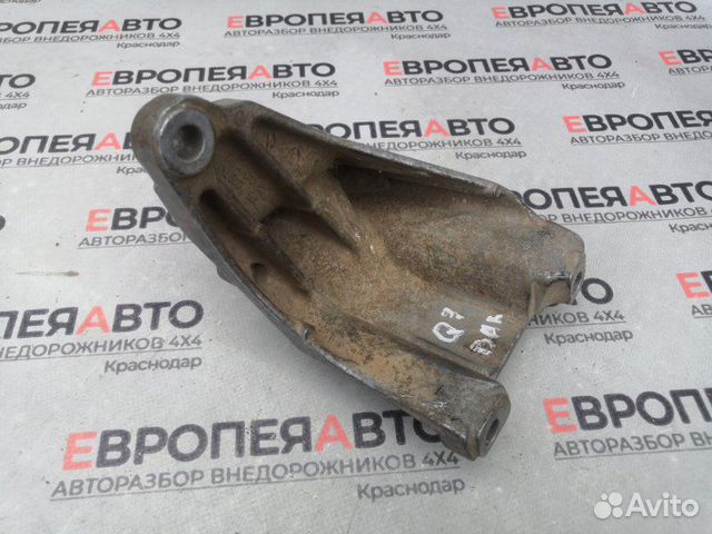 Кронштейн двигателя левый Audi Q7 4L BAR 2007 Кронштейн двигателя левый Audi Q7 4L BAR 2007