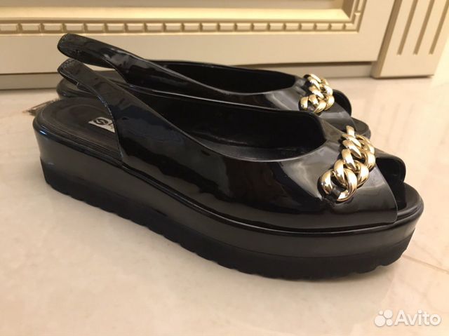 Босоножки лакированные 39 размер Lino Marano Босоножки лакированные 39 размер Lino Marano