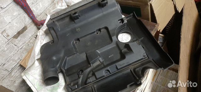 Декоративная крышка двигателя Volkswagen Passat b6