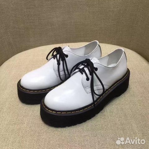 Ботинки Dr martens 1461 белые с черной подошвой Ботинки Dr martens 1461 белые с черной подошвой