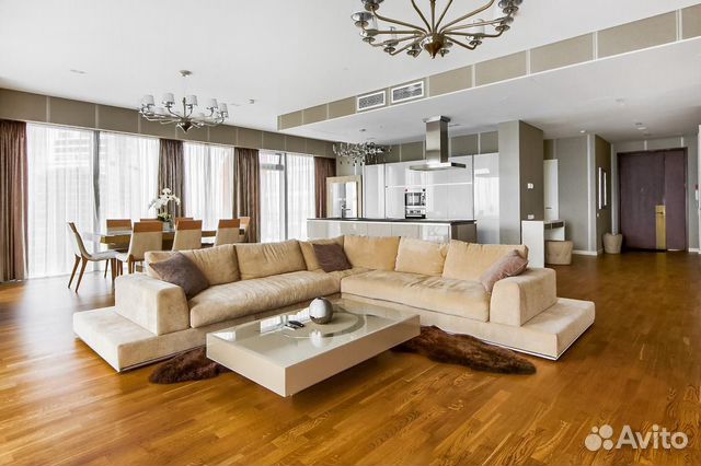 3-к квартира, 193 м², 52/76 эт.