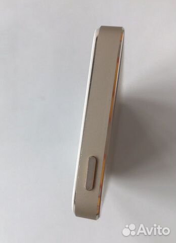 iPhone 5s 32GB Gold iPhone 5s 32GB Gold