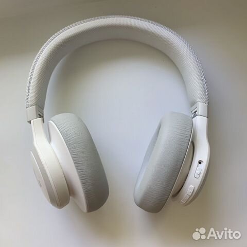 Беспроводные наушники JBL live 650 btnc с активным