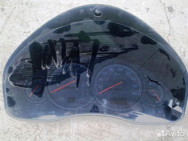 Щиток панели приборов Subaru 2003-2006 года Щиток панели приборов Subaru 2003-2006 года