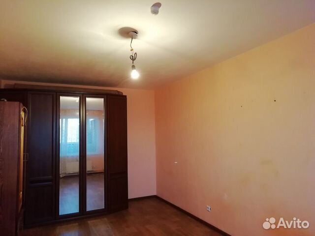 1-к квартира, 35 м², 4/10 эт. 1-к квартира, 35 м², 4/10 эт.