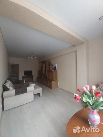 2-к квартира, 64 м², 1/10 эт.