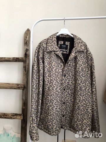 Куртка (ветровка) pull&bear EUR L; USA L; MEX 40