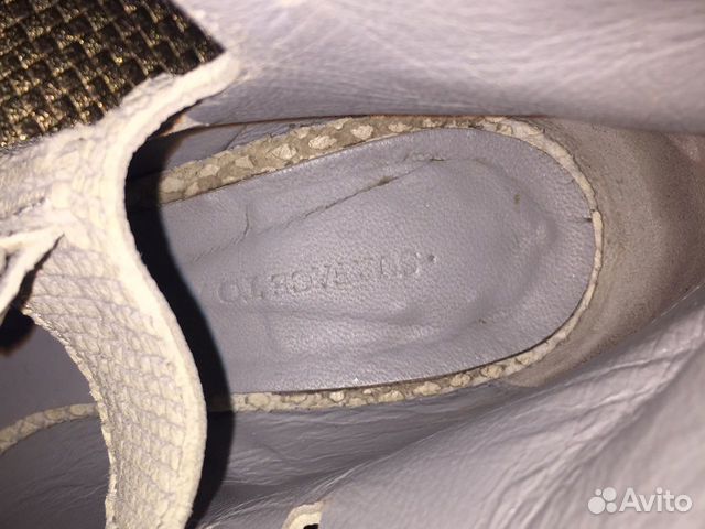 STA, Hilfiger Collection, Louboutin STA, Hilfiger Collection, Louboutin