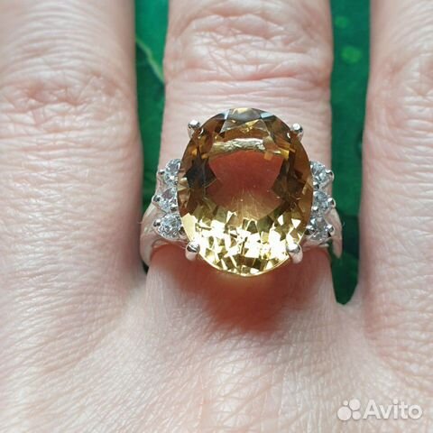 Серебряное кольцо с цитрином