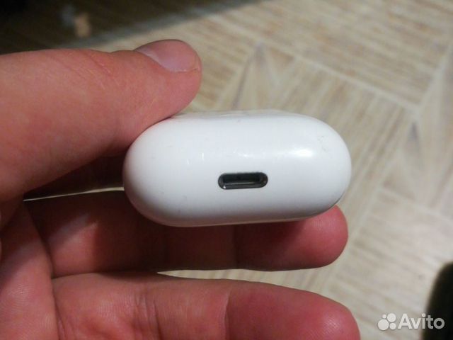 Кейс от Аpple AirPods2 без наушников