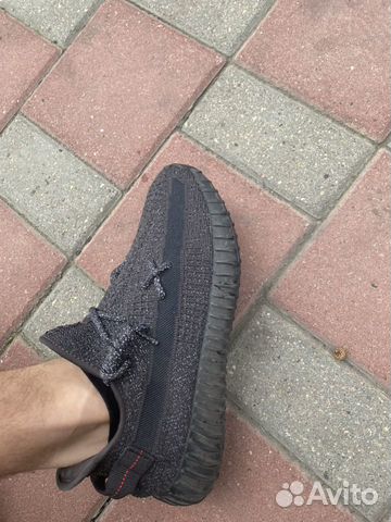 Yeezy boost 350 v2 black Yeezy boost 350 v2 black