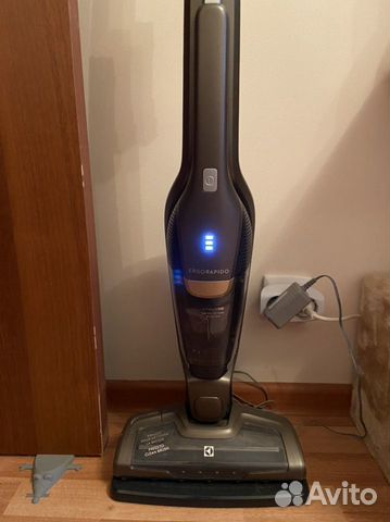 Пылесос Electrolux EER77MBM Пылесос Electrolux EER77MBM