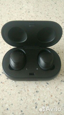 Samsung Gear IconX 2018 (SM-R140)