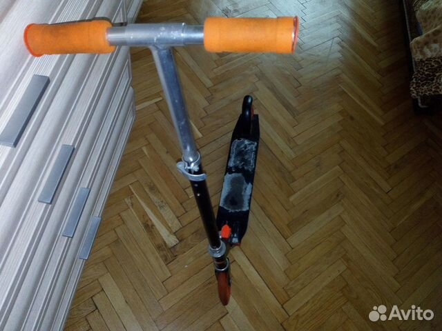 Самокат детский б/у Самокат детский б/у