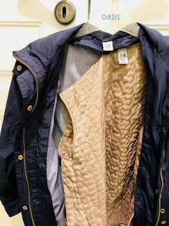 Легкая куртка Zara 128, подкладка отстегивается