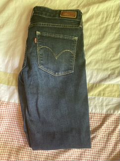 Джинсы levis
