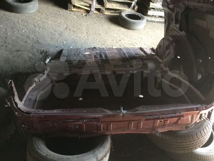 Задний короб Toyota Sienna 3