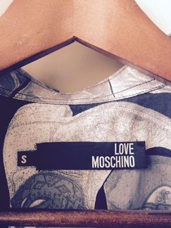 Рубашка Love Moschino оригинал. Размер S