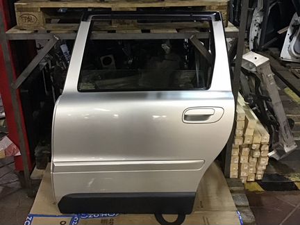 Дверь Задняя левая в Сборе Volvo XC70