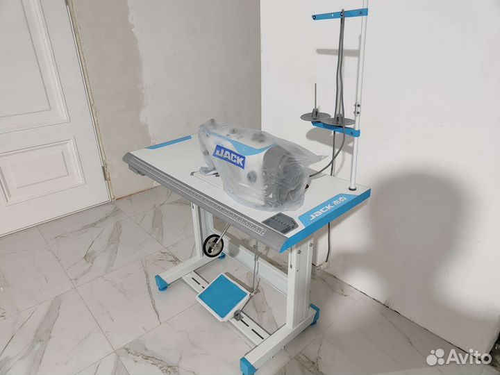 Швейная машинка