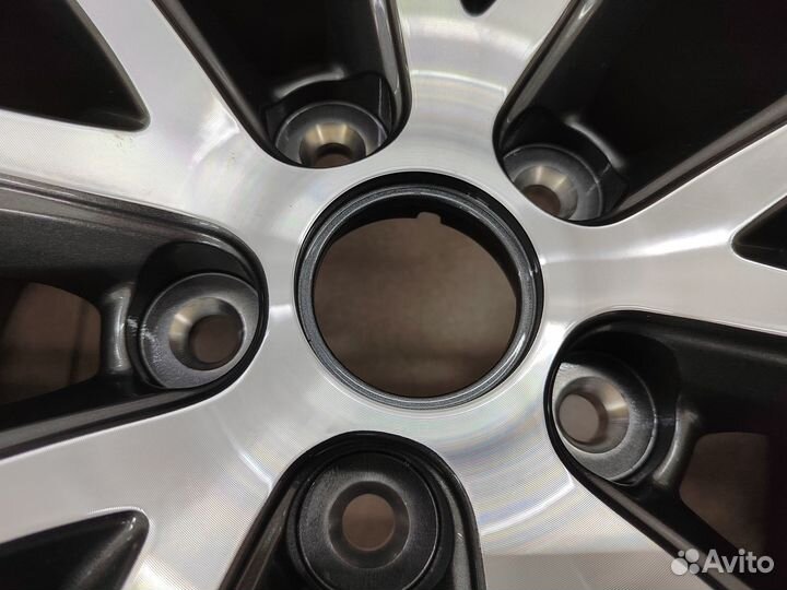 Литой диск Kia K5 DL3 R17 52910-L2210