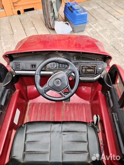 Детский электромобиль двухместный бу