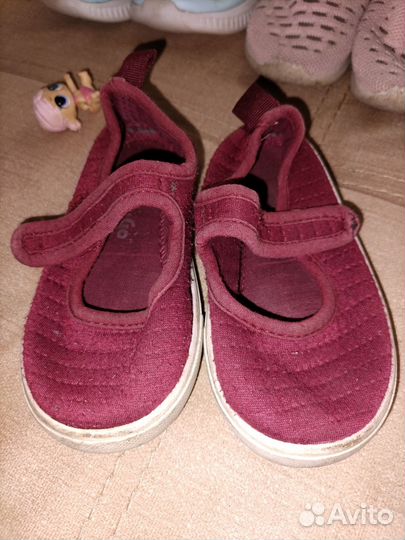 Обувь на девочку 22-23 размер. Каждые по 50 р