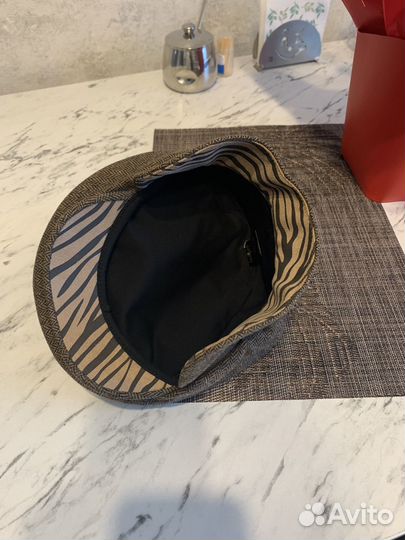 Головные уборы женские