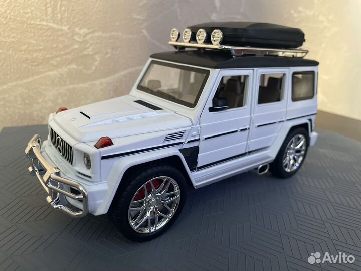 Машинка металлическая Мерседес