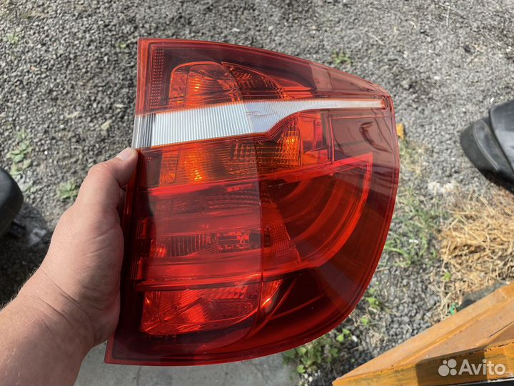 Фонарь правый доя BMW X3 F25