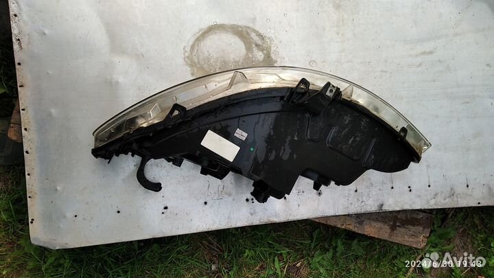Фара правая peugeot 308 (408)