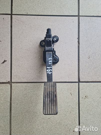 Электронная педаль газа Mitsubishi Lancer X