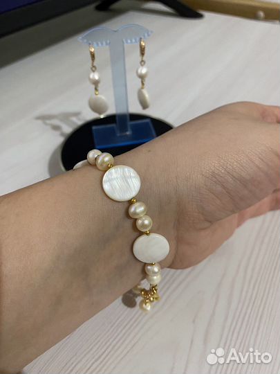 Комплект из жемчуга и перламутра
