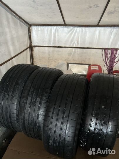 Yokohama Advan Sport V102 235/50 R19 99