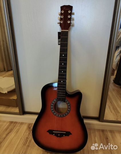 Гитара новая
