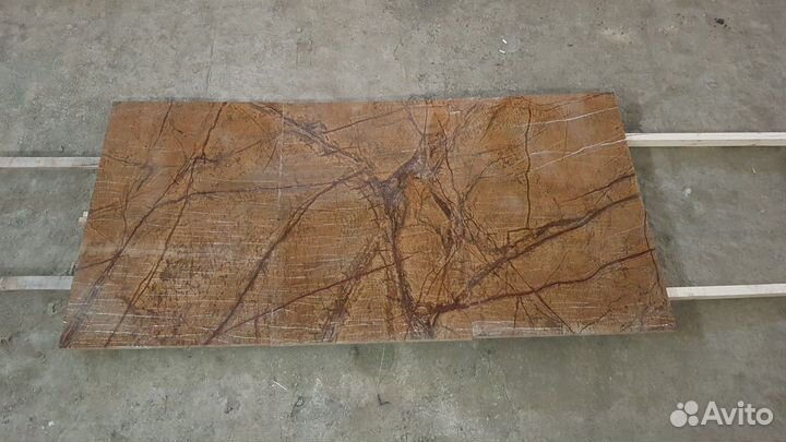 Настенное панно из натурального мрамора