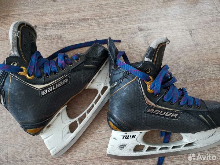 Коньки хоккейные Bauer Supreme ONE 8 (Б/У) р.35