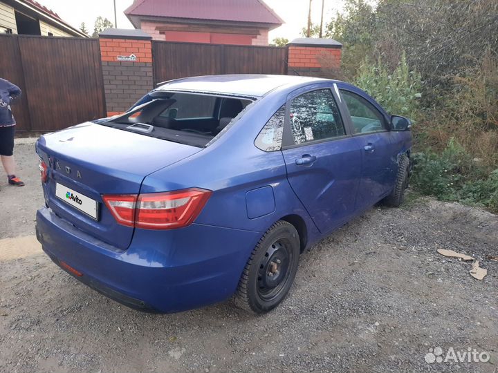 LADA Vesta 1.6 CVT, 2021, битый, 30 813 км