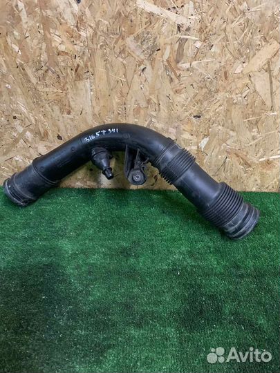 Патрубок воздушного фильтра Volvo S90 II XC90 XC60