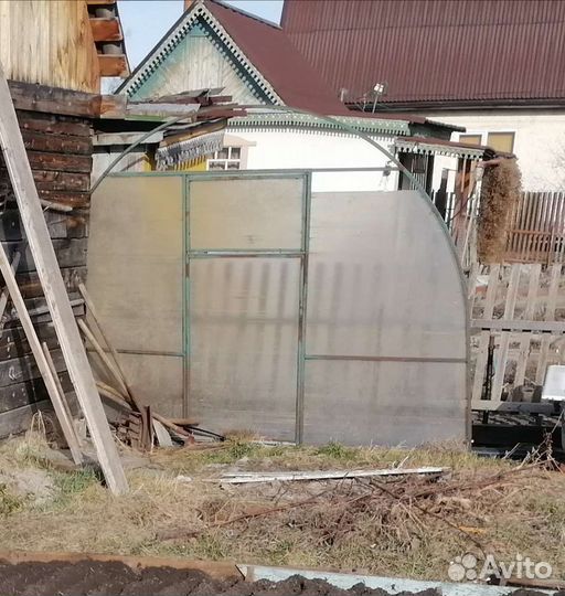 Металлические боковушки от теплицы