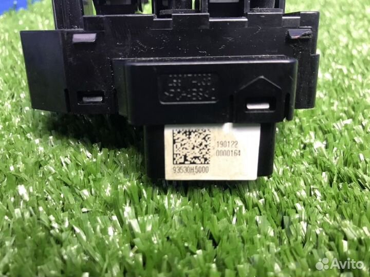 Переключатель регулировки зеркал Hyundai Solaris 2