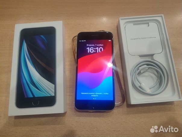 iPhone SE (2020), 64 ГБ