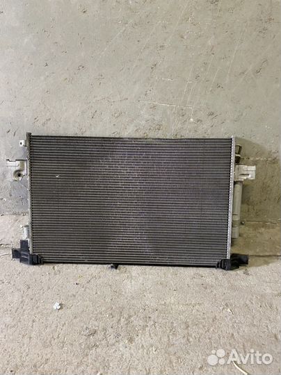 Радиатор кондиционера Mitsubishi Outlander XL