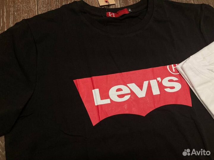 Футболка levis новая